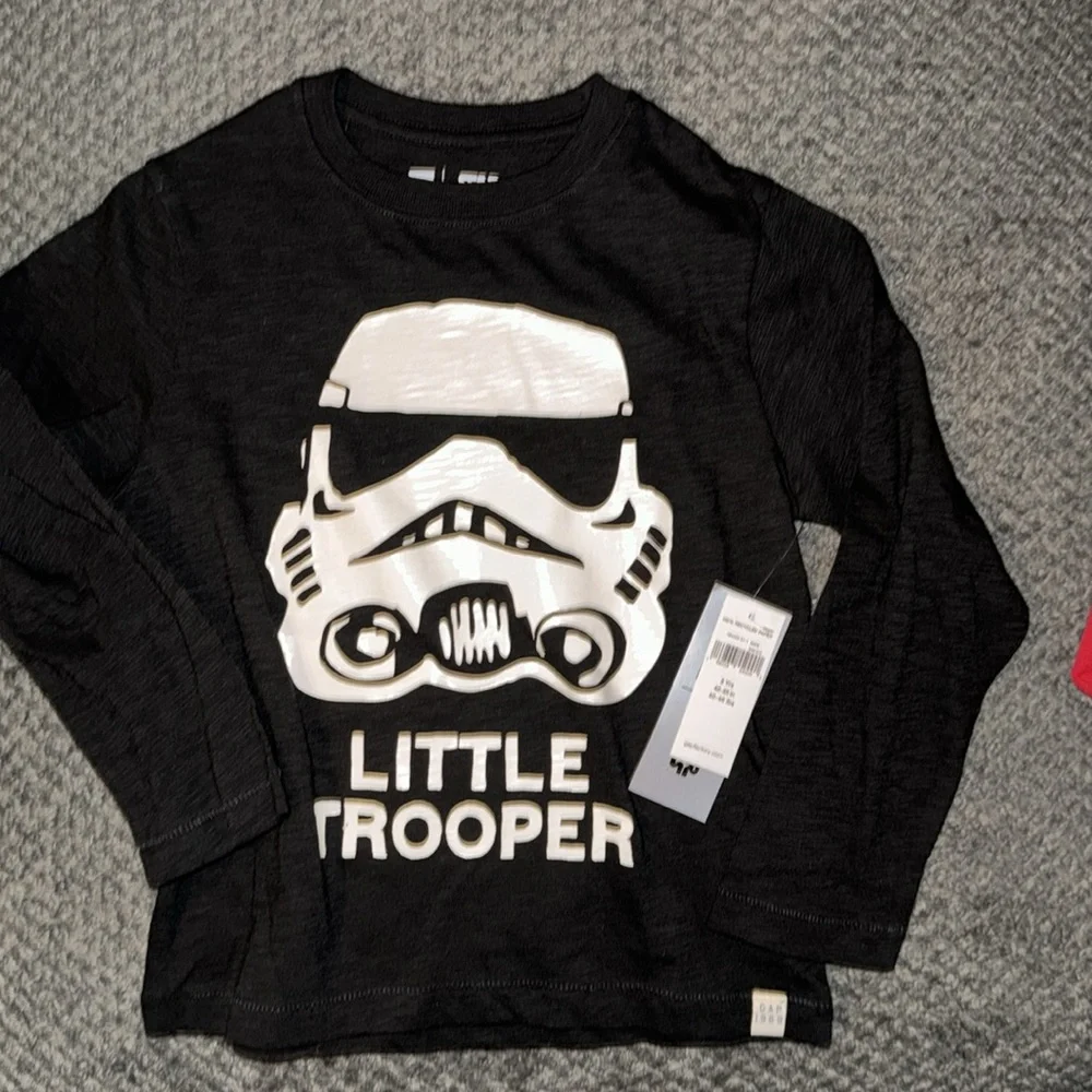 Lot of 3 Star Wars‎ shirts. Size 5. 2 gap NWT